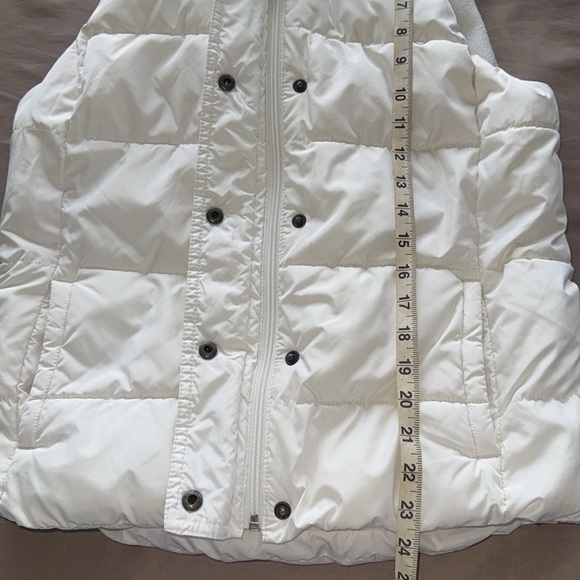 Old Navy Sea Salt White Frost Free Puffer Vest Fleece Lined Full Zip Snap Front - Picture 11 of 12